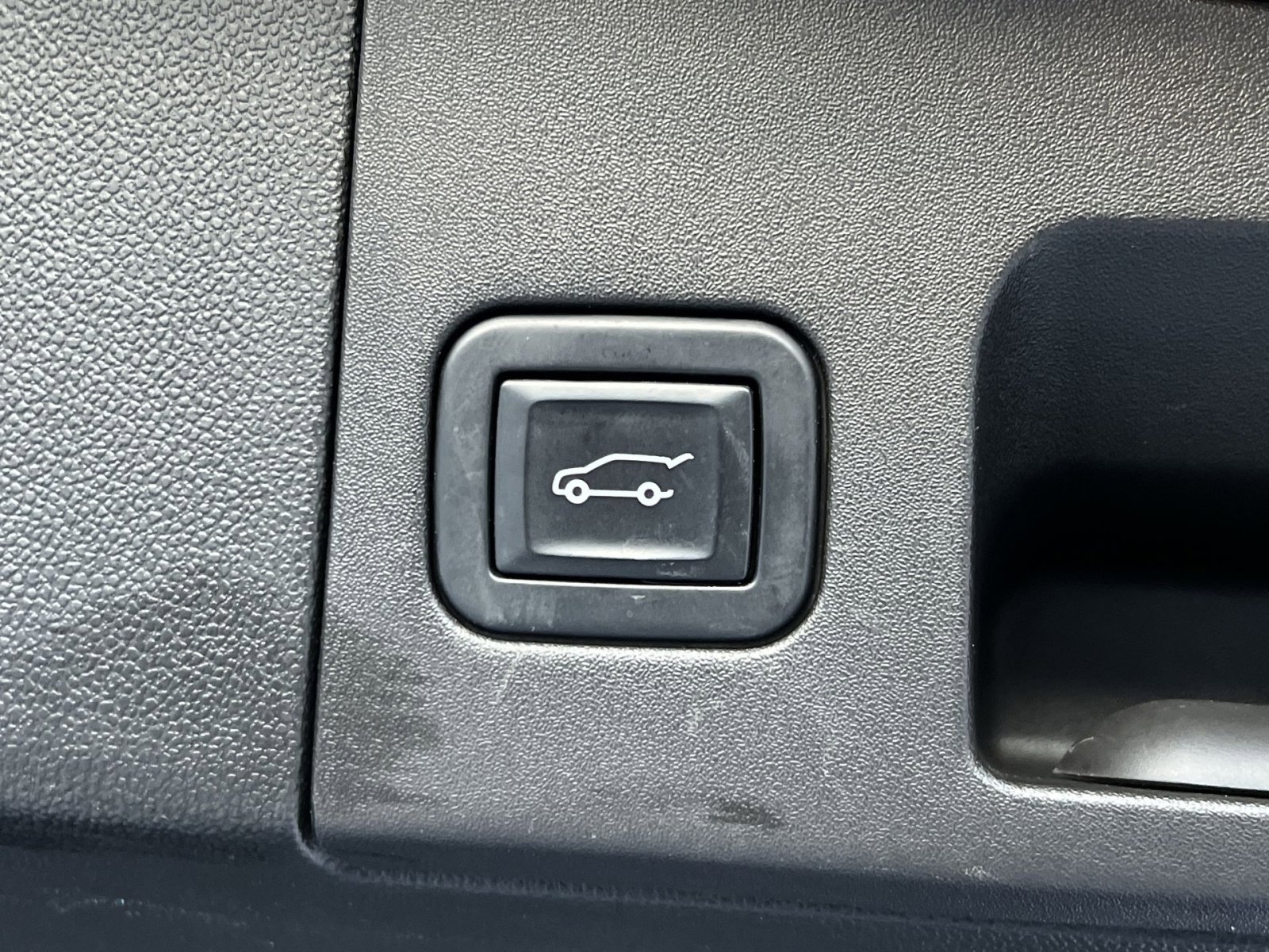 Used 2023 Cadillac XT5 Premium Luxury image 25