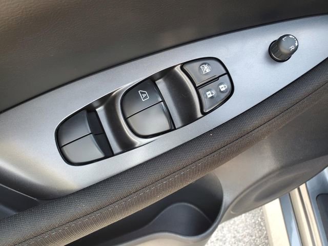 Certified 2023 Nissan Leaf S FWD image 13