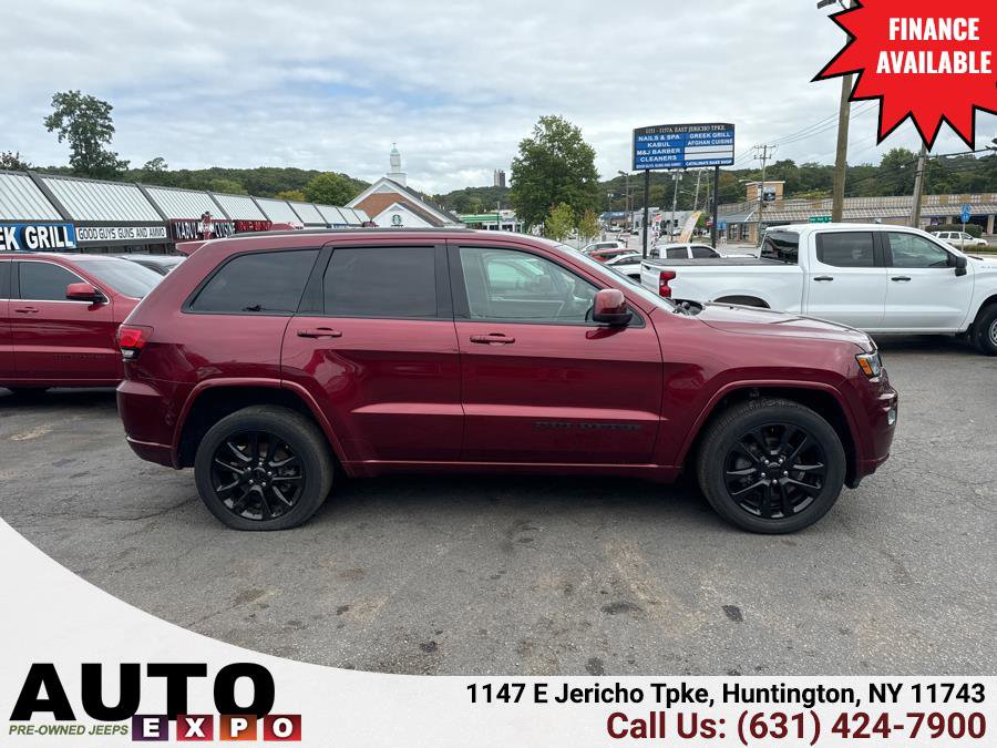 Used 2019 Jeep Grand Cherokee Altitude image 4