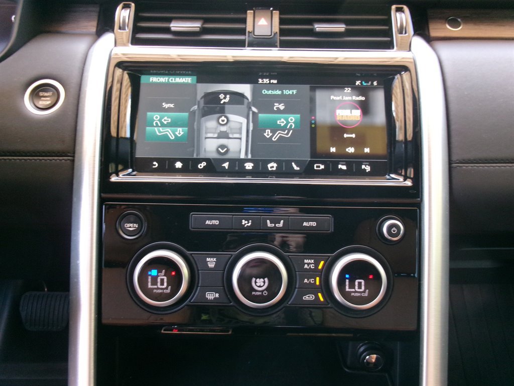 Used 2020 Land Rover Discovery HSE AWD/4WD image 18