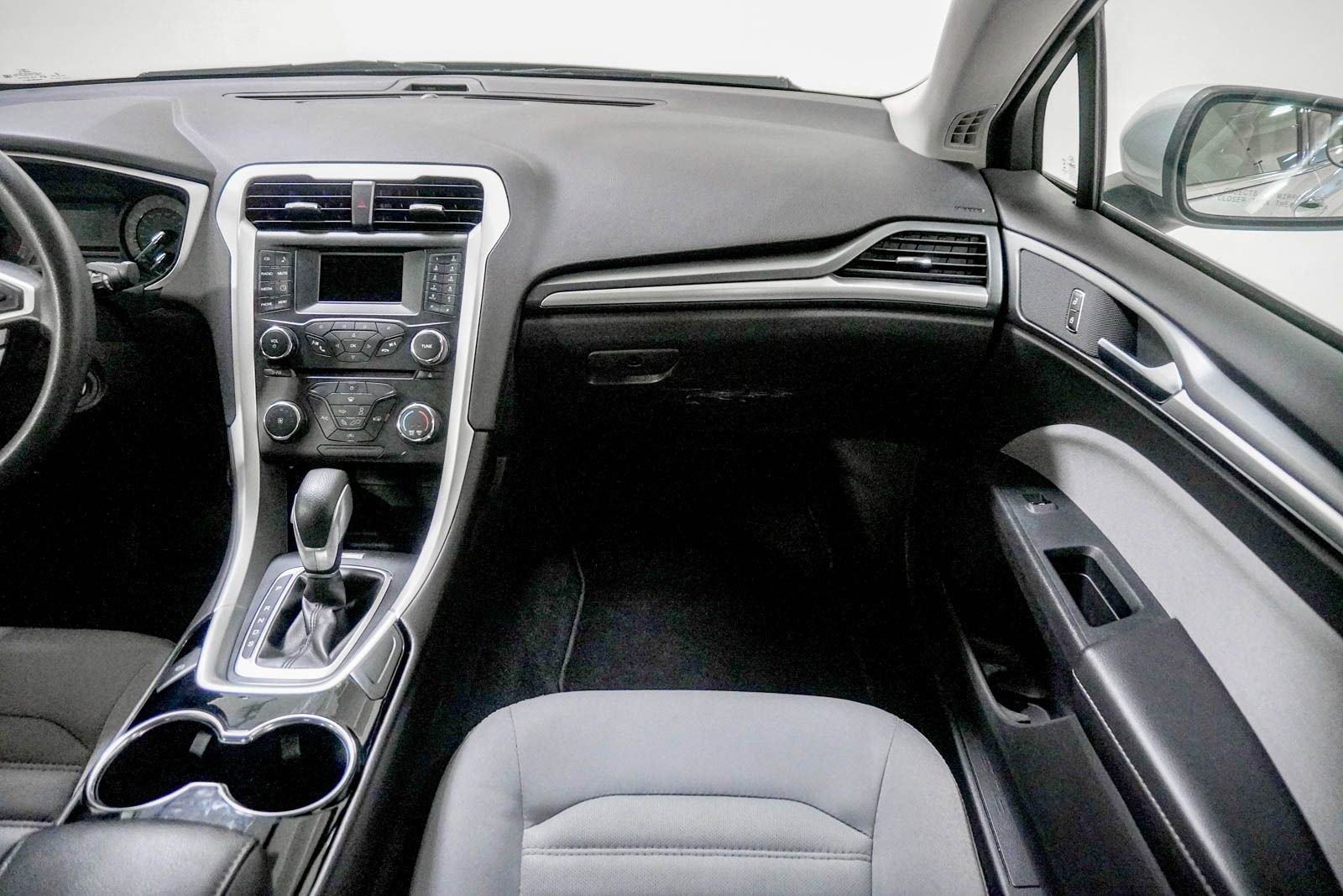 Used 2014 Ford Fusion S FWD image 27