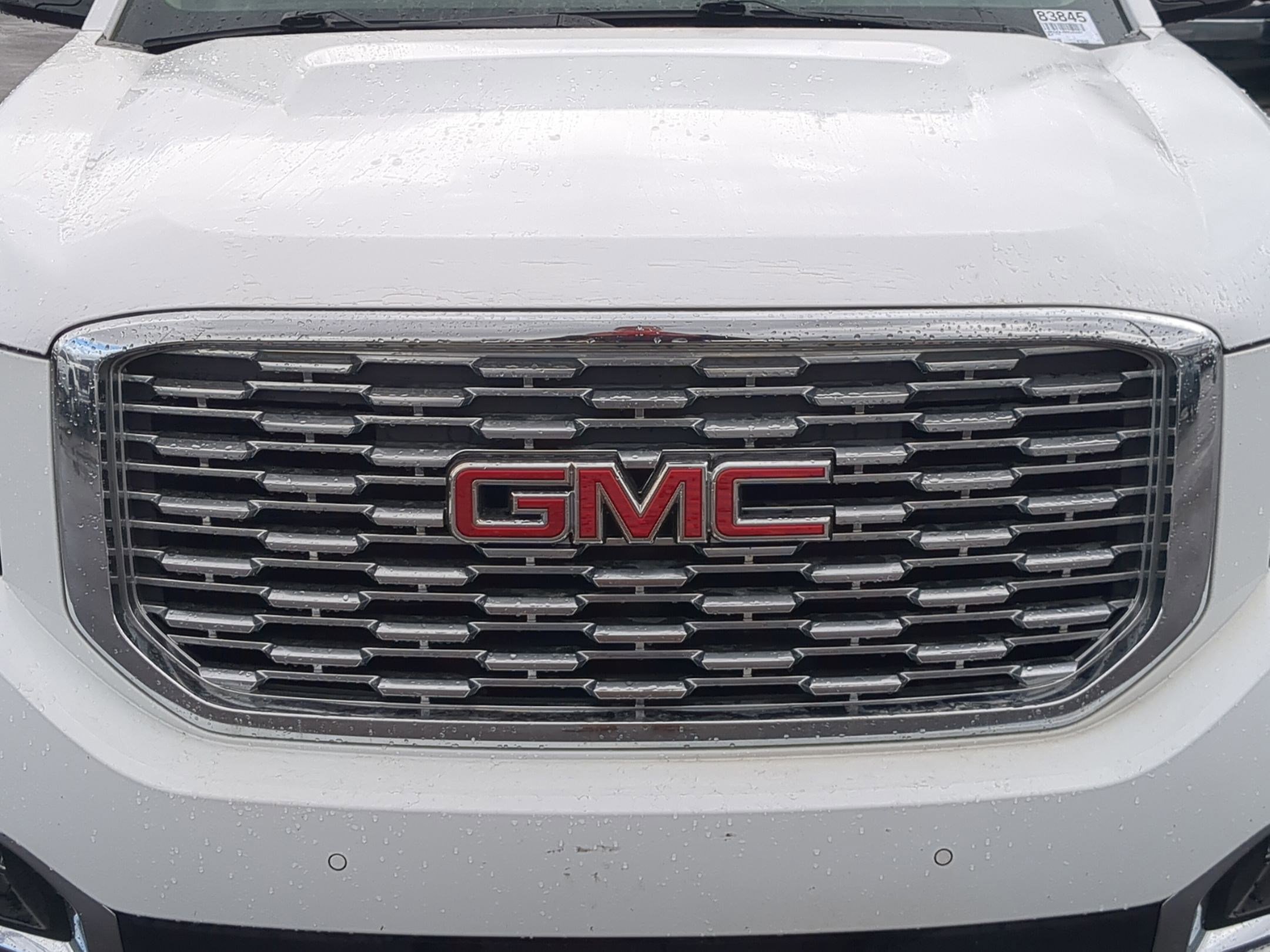 Used 2019 GMC Yukon Denali image 9
