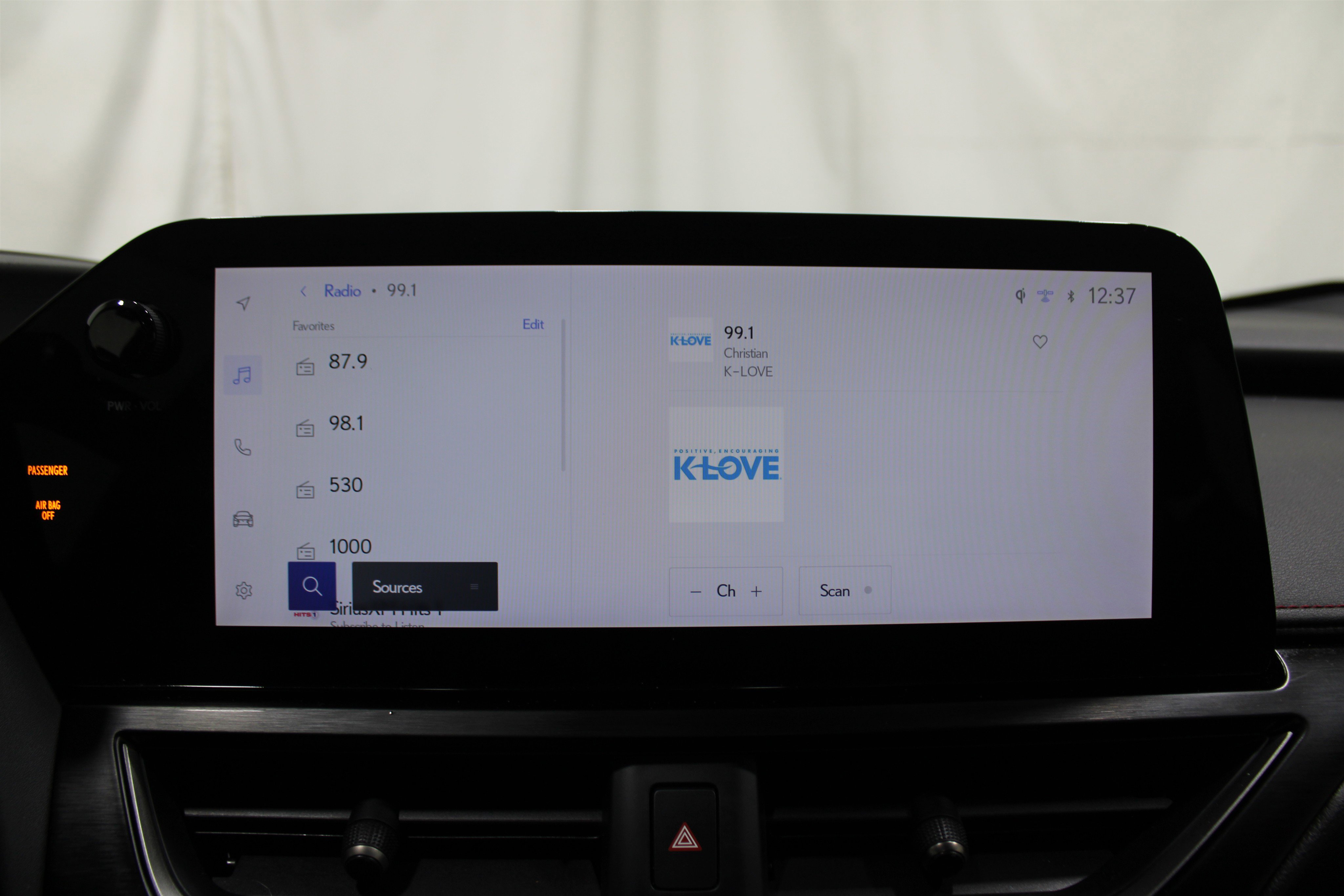 Used 2024 Lexus UX 250h F Sport image 14