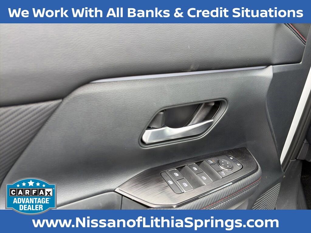 New 2025 Nissan Kicks SR image 23