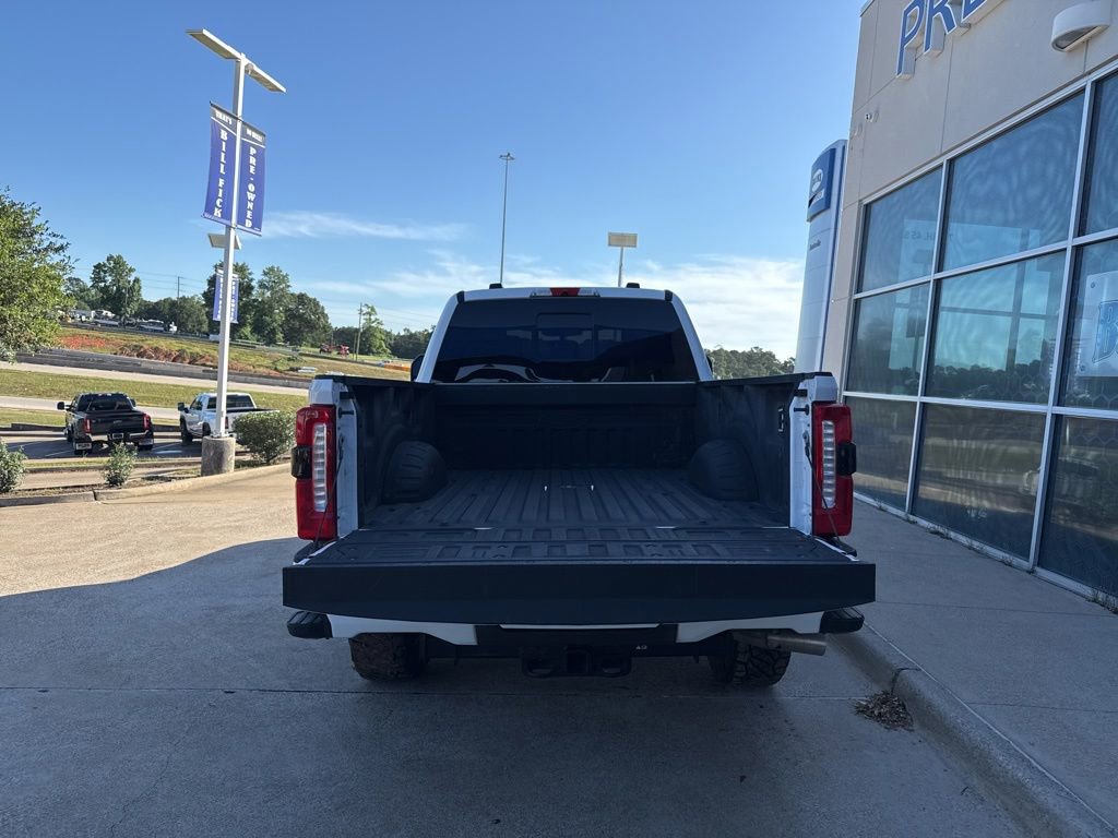 Used 2024 Ford F250 Lariat w/ Black Appearance Package AWD/4WD image 7