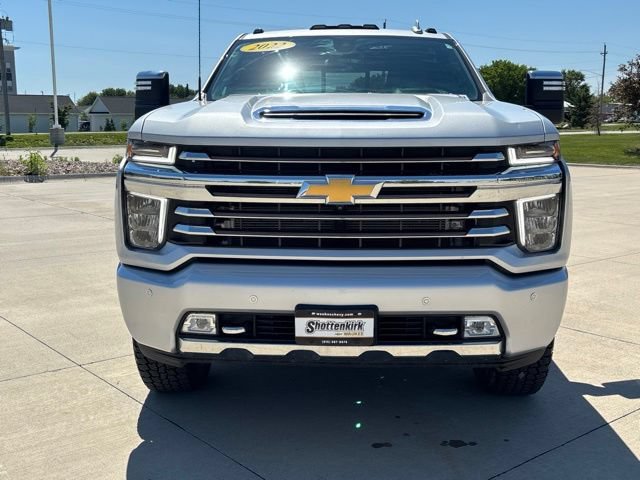 Used 2022 Chevrolet Silverado 2500 High Country w/ Z71 Off-Road Package AWD/4WD image 3