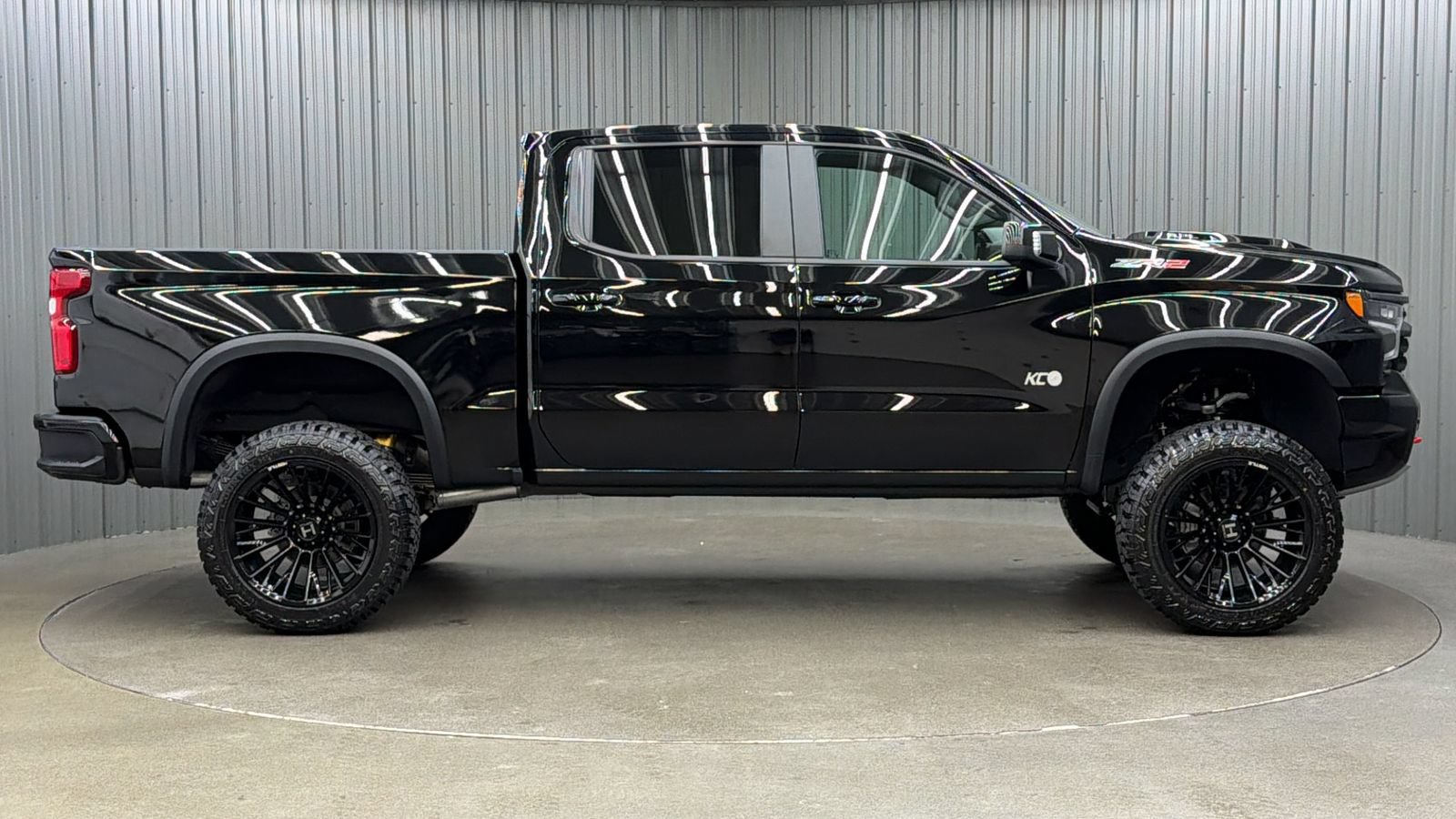 Used 2026 Chevrolet Silverado 1500 ZR2 AWD/4WD image 6