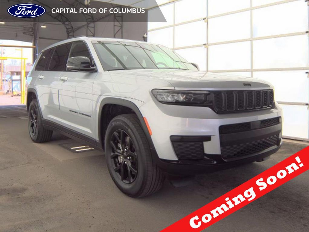 Used 2024 Jeep Grand Cherokee L Laredo