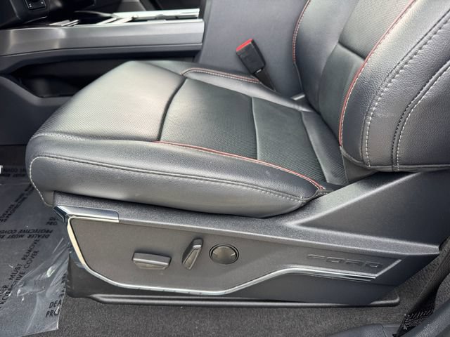 Used 2023 Ford F250 Lariat w/ Lariat Ultimate Package AWD/4WD image 17