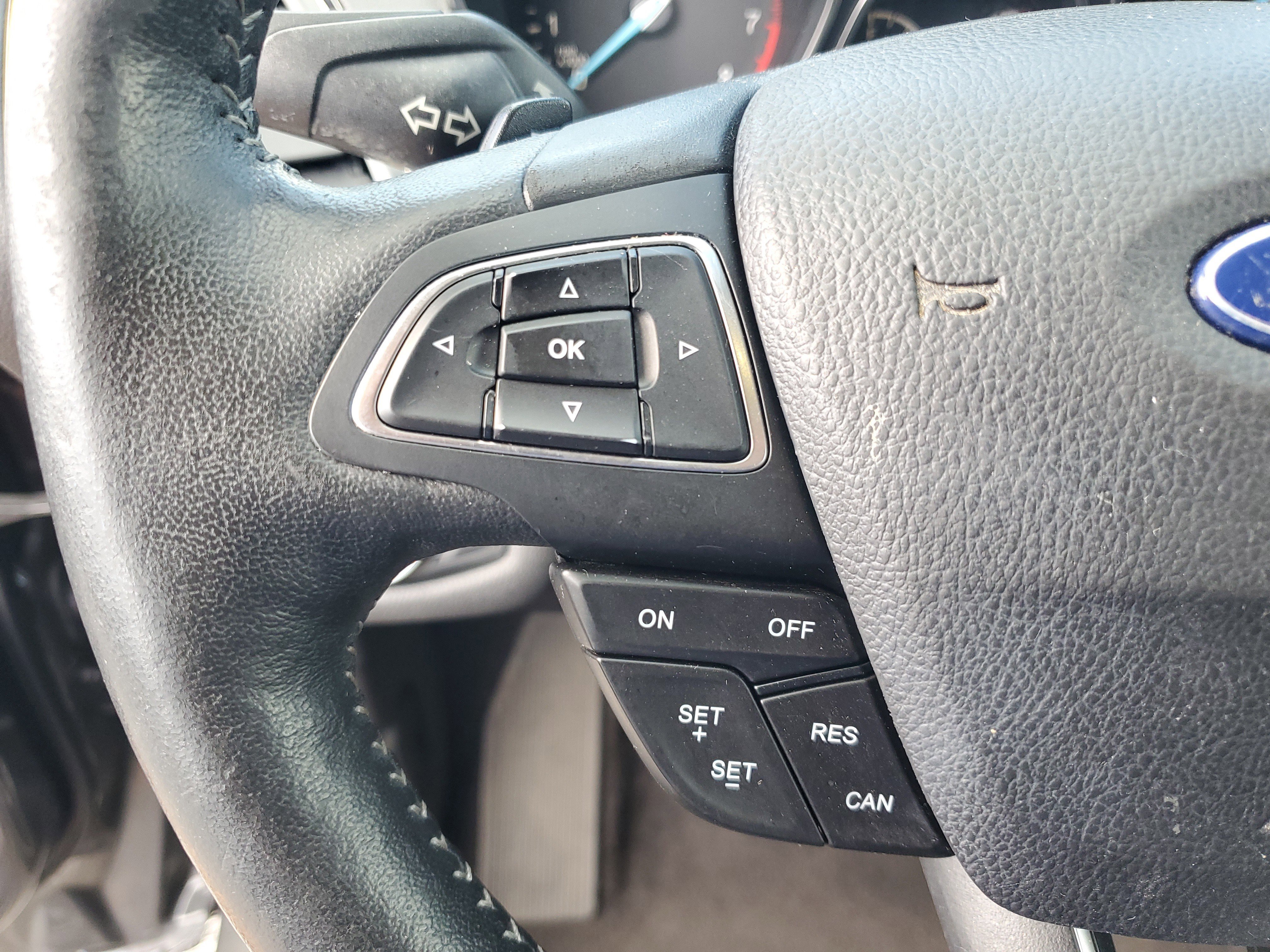 Used 2017 Ford Escape Titanium FWD image 18