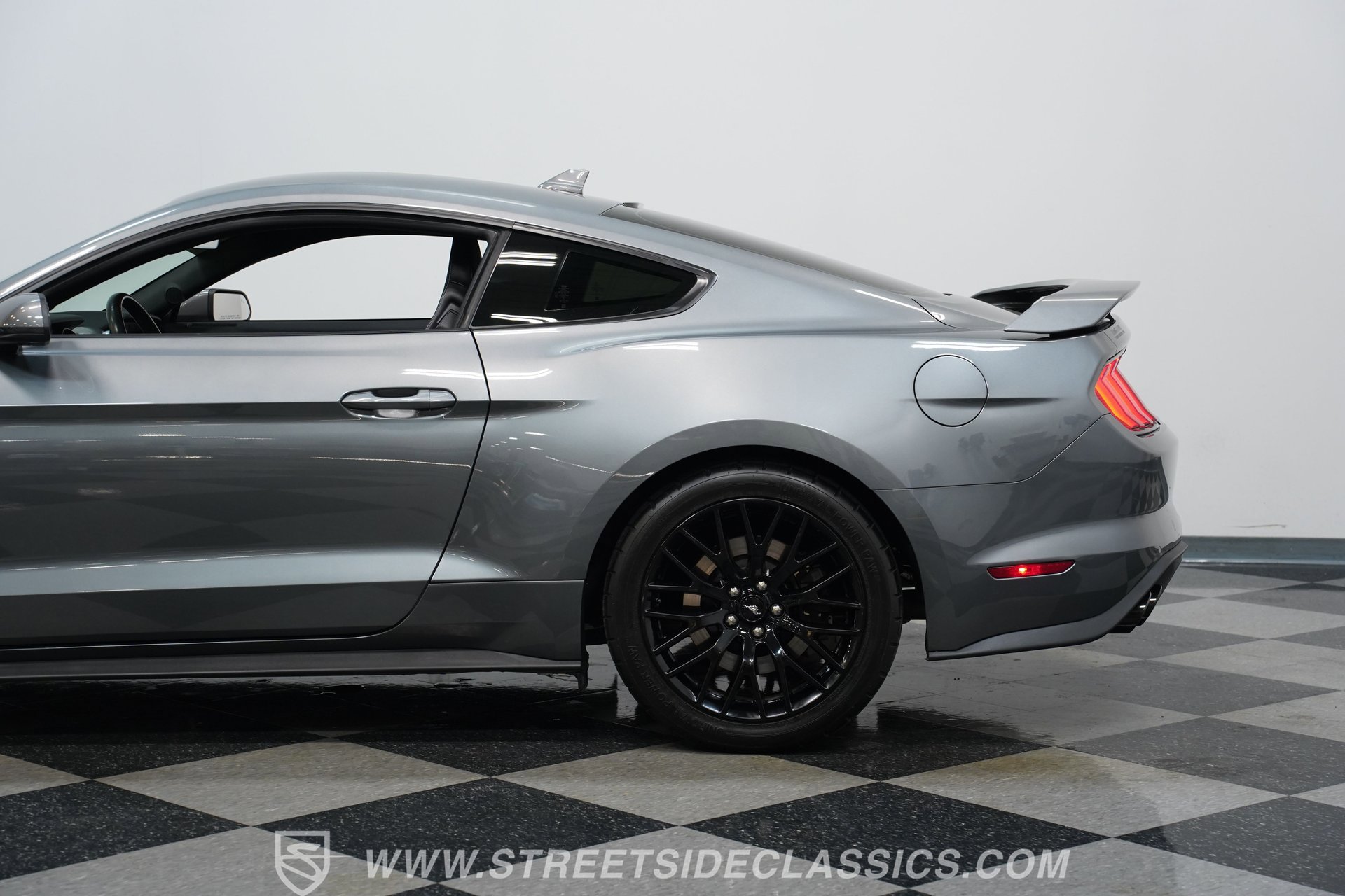 Used 2022 Ford Mustang GT Premium w/ GT Performance Package image 23