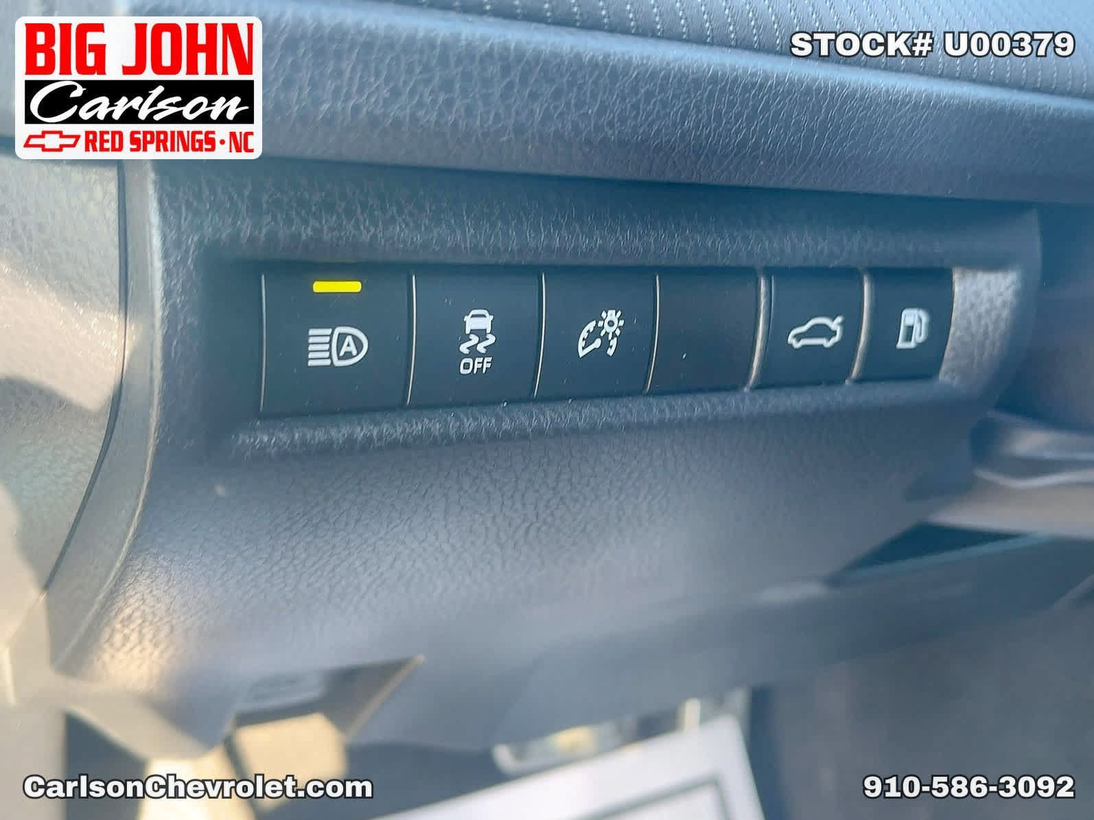 Used 2025 Toyota Camry SE FWD image 15