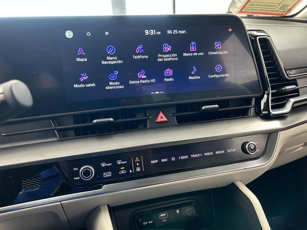 Used 2024 Kia Sportage EX image 20