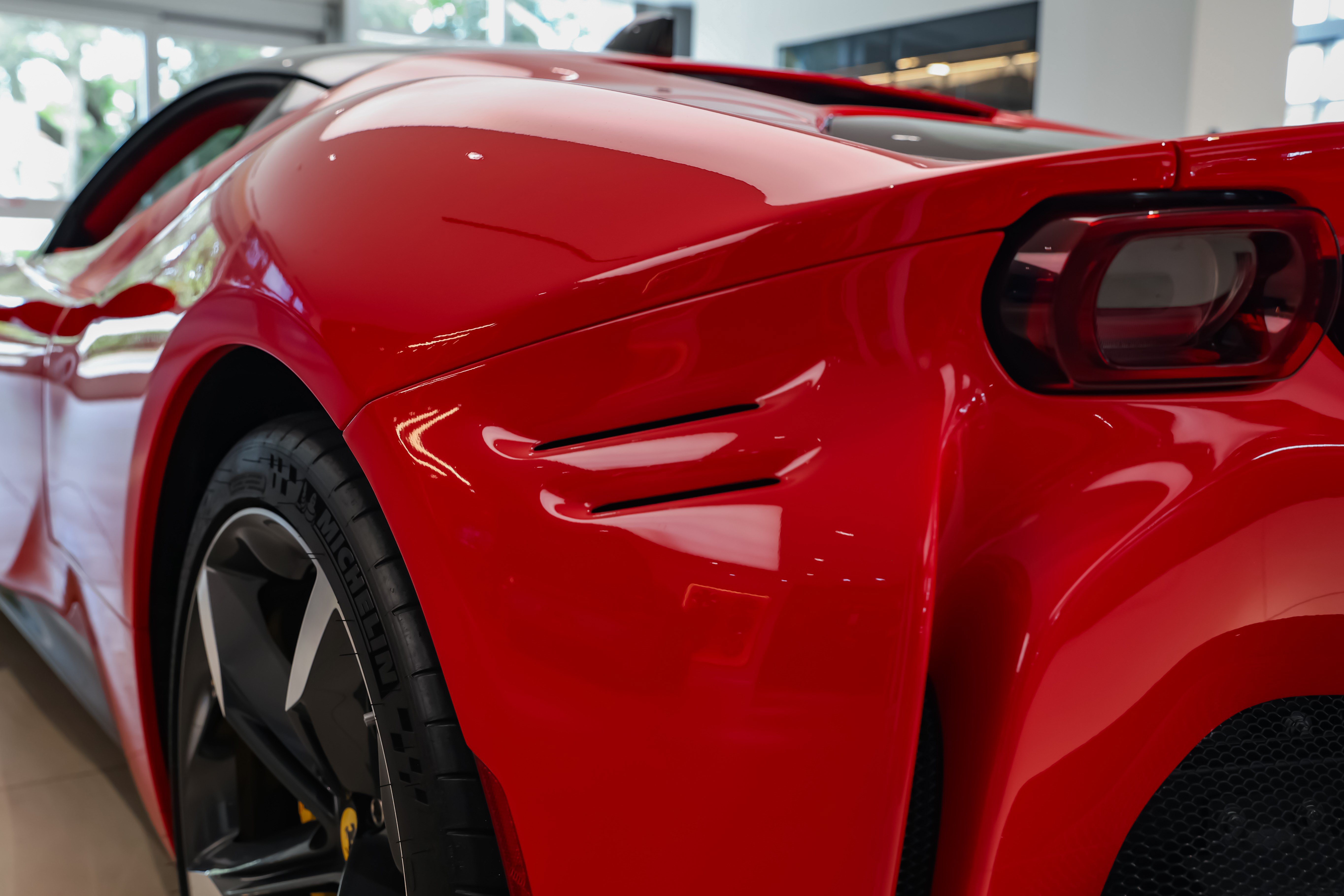 Used 2023 Ferrari SF90 Stradale AWD/4WD image 20