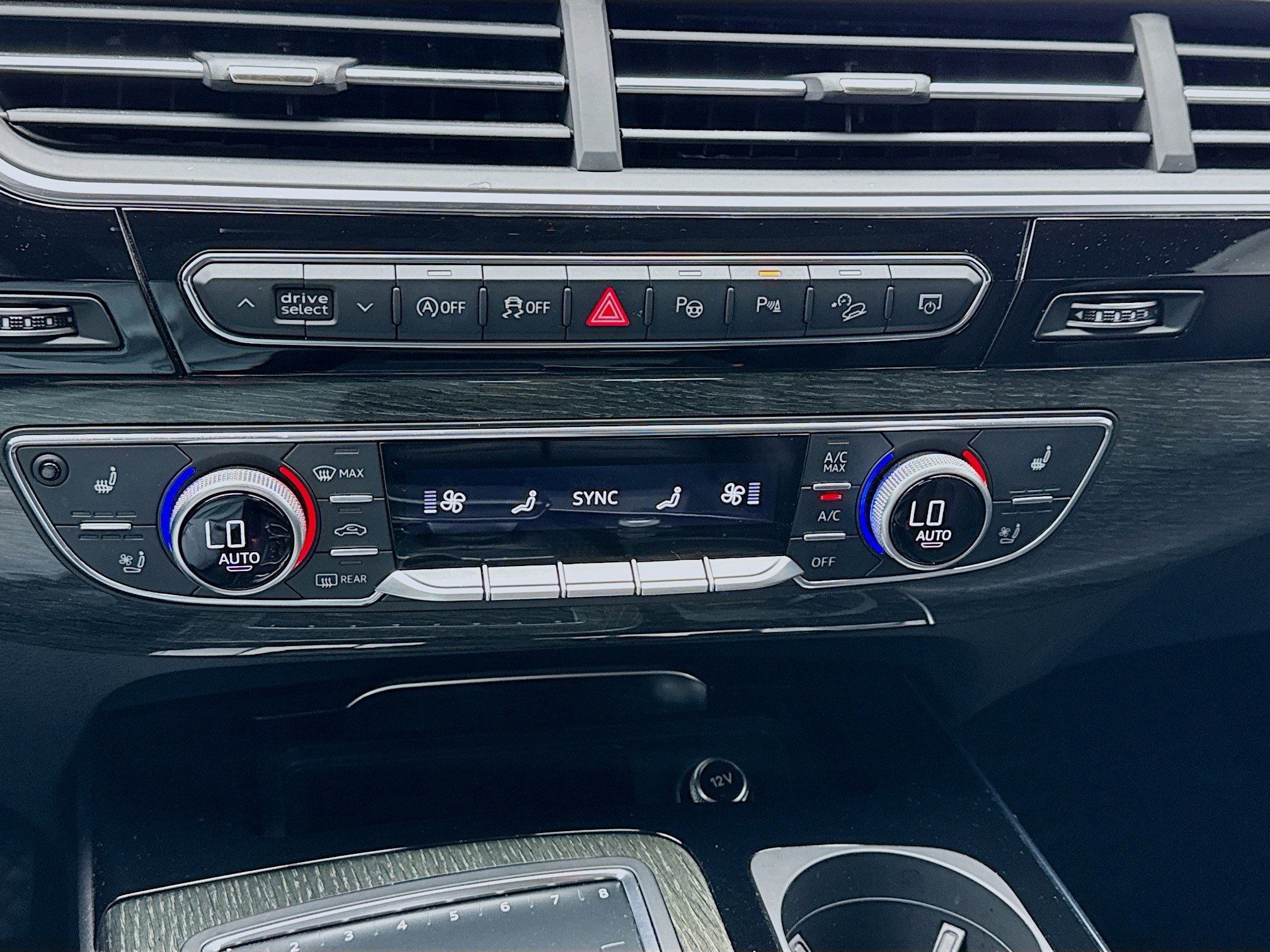 Used 2019 Audi Q7 3.0T Premium Plus w/ Premium Plus Package image 12