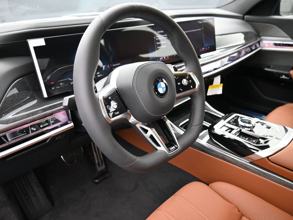 New 2026 BMW 740i xDrive image 9