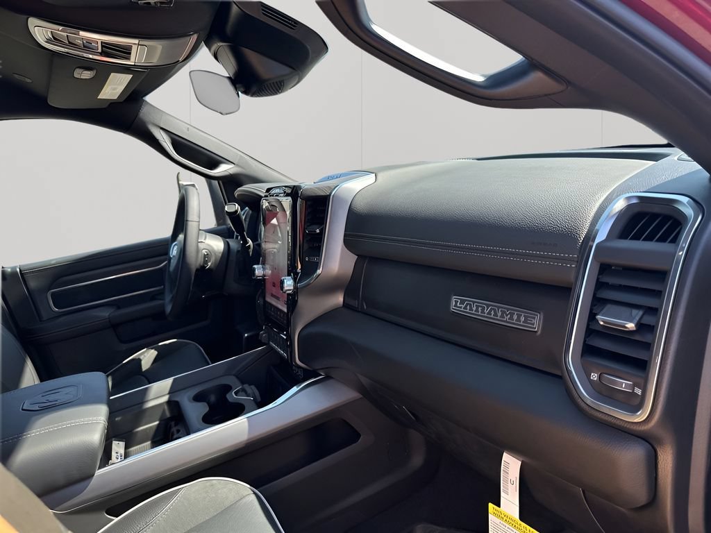 New 2026 RAM 3500 Laramie w/ Towing Technology Group AWD/4WD image 15