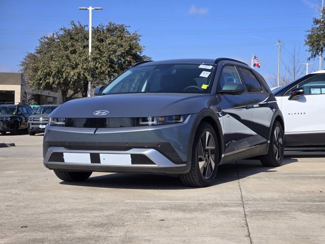 Certified 2025 Hyundai Ioniq 5 SEL image 3