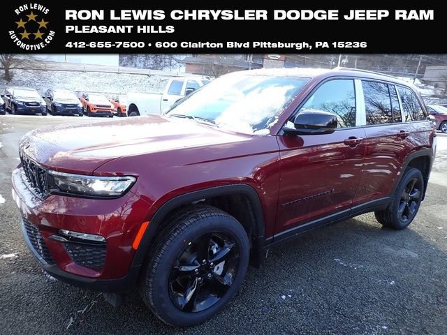New 2025 Jeep Grand Cherokee Limited w/ Black Appearance Package