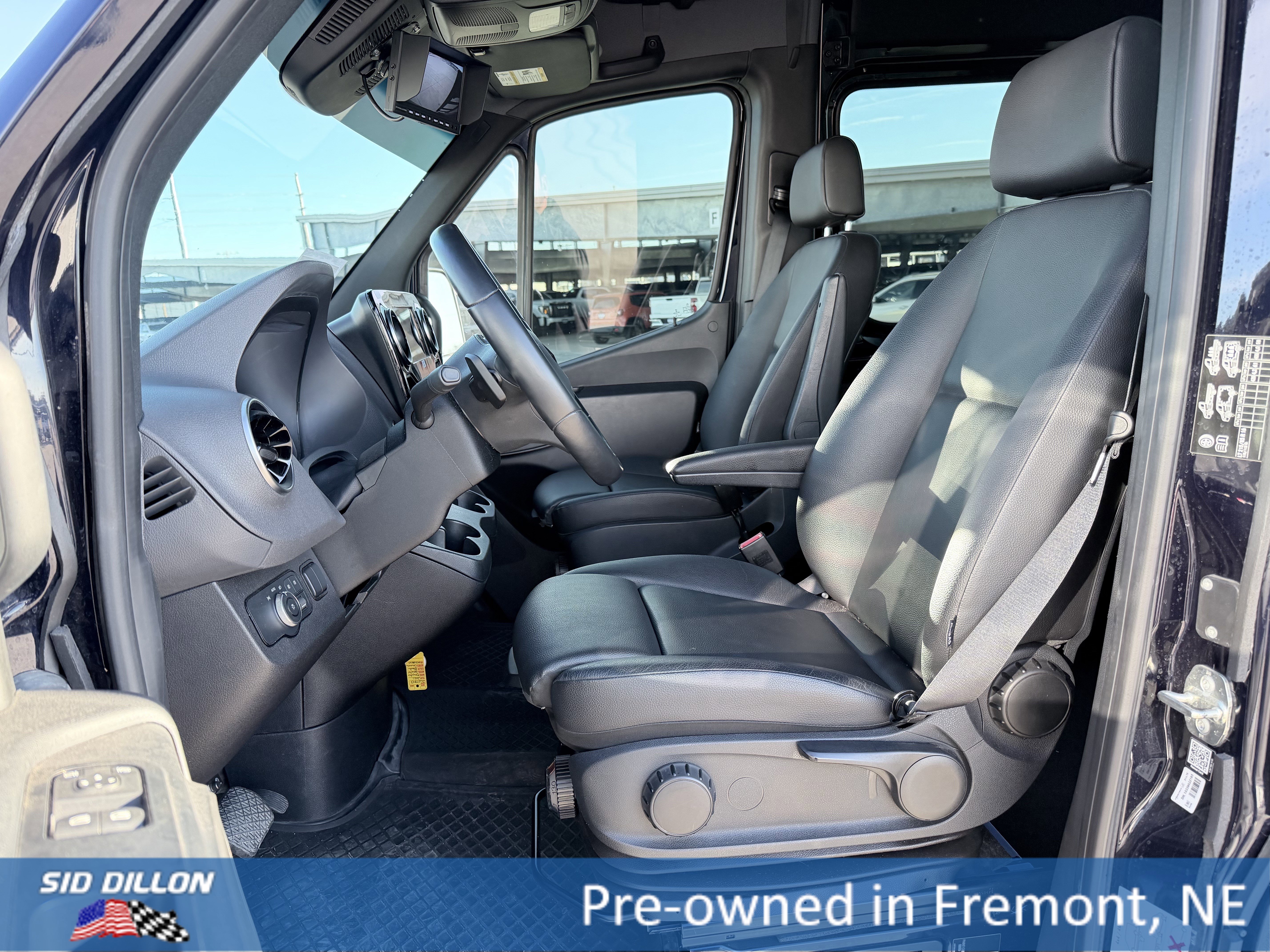 Used 2021 Mercedes-Benz Sprinter 3500 image 18