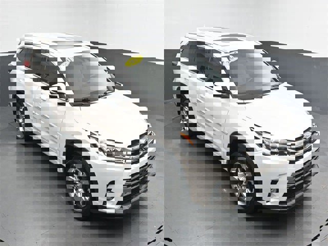 Used 2017 Toyota Highlander Limited image 31