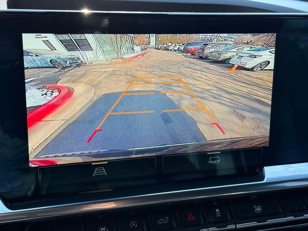 Used 2022 Chevrolet Silverado 1500 LT image 7