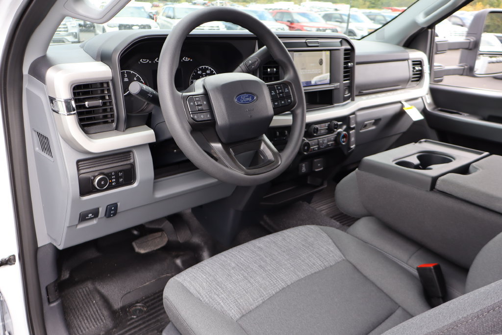New 2027 Ford F450 XLT w/ XLT Value Package AWD/4WD image 6