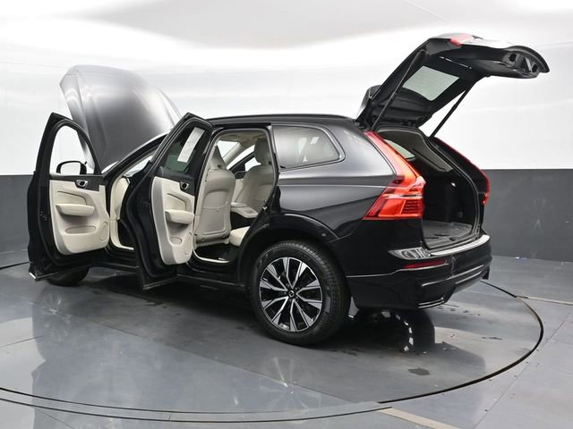 Used 2023 Volvo XC60 B5 Plus w/ Protection Package Premier image 58