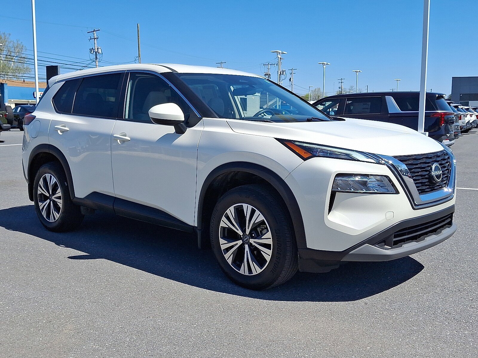 Used 2023 Nissan Rogue SV AWD/4WD video 3