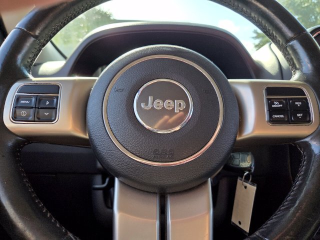 Used 2011 Jeep Patriot Latitude AWD/4WD image 31