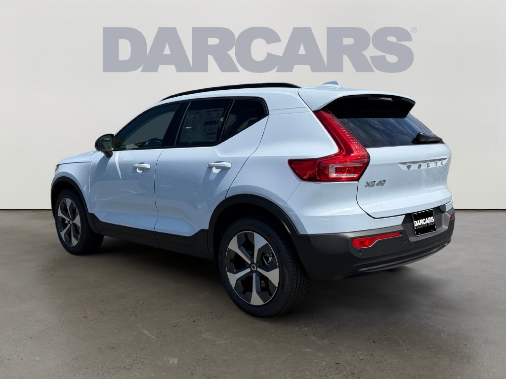 New 2026 Volvo XC40 B5 Plus w/ Protection Package Premier AWD/4WD image 3