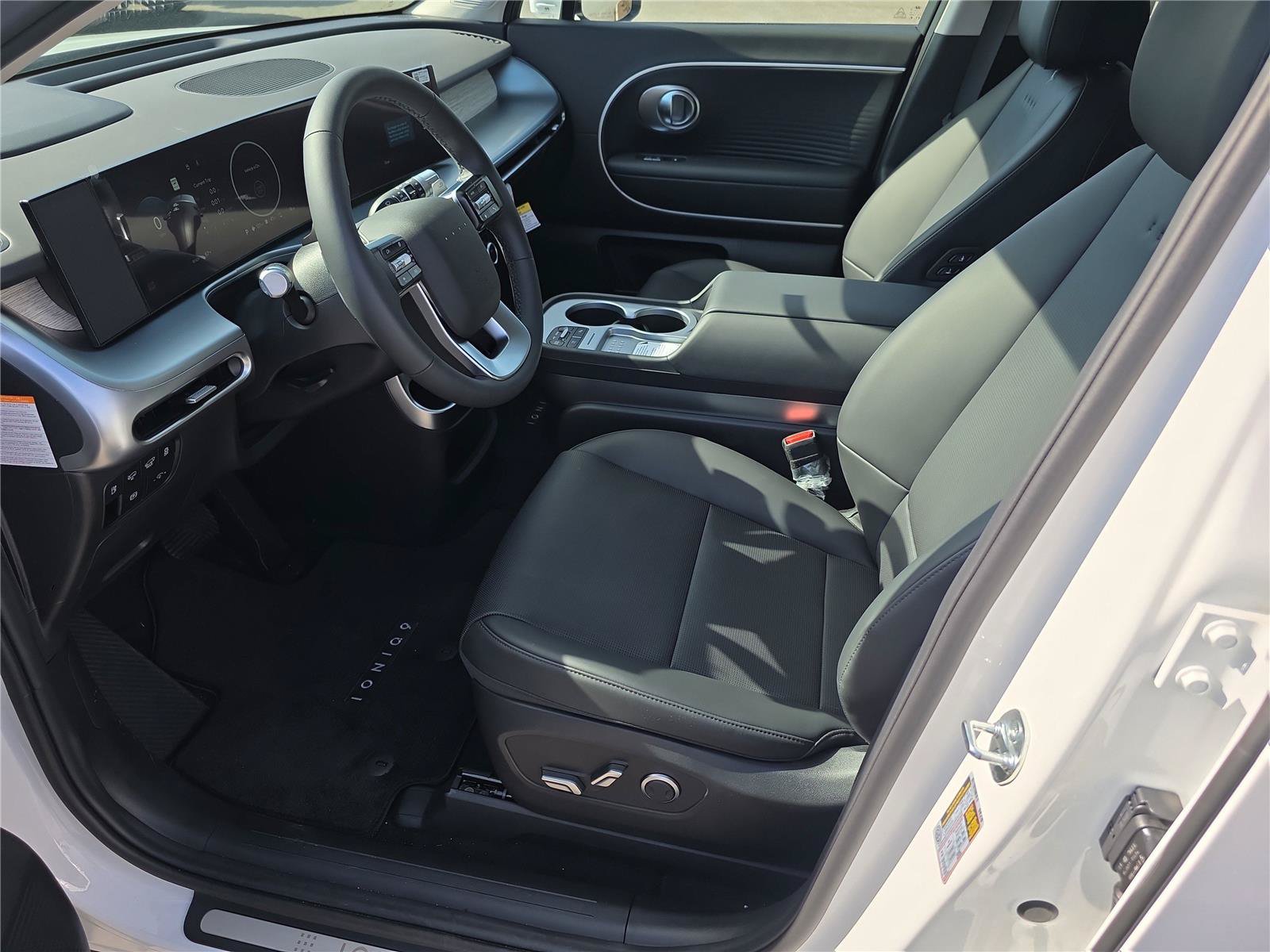 New 2026 Hyundai Ioniq 9 SEL AWD/4WD image 3