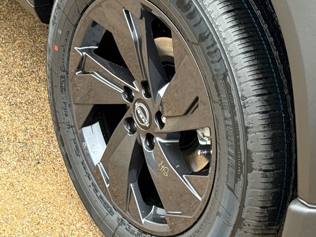 New 2026 Nissan Rogue SV FWD image 10