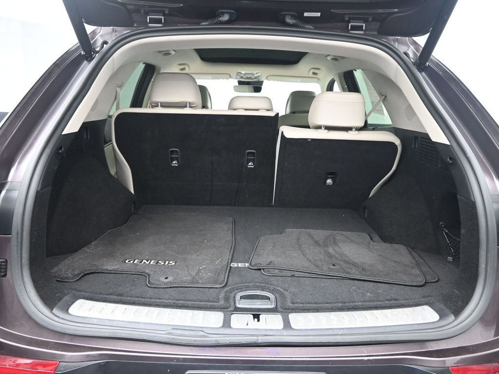 Used 2023 Genesis GV70 2.5T w/ Advanced Package image 28