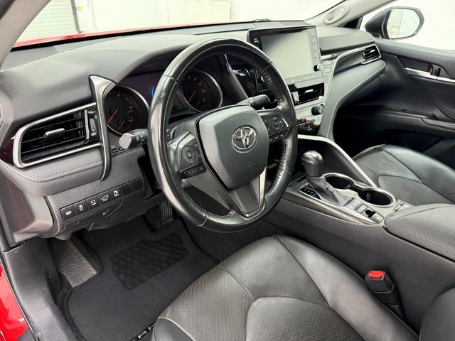 Used 2023 Toyota Camry XSE image 8