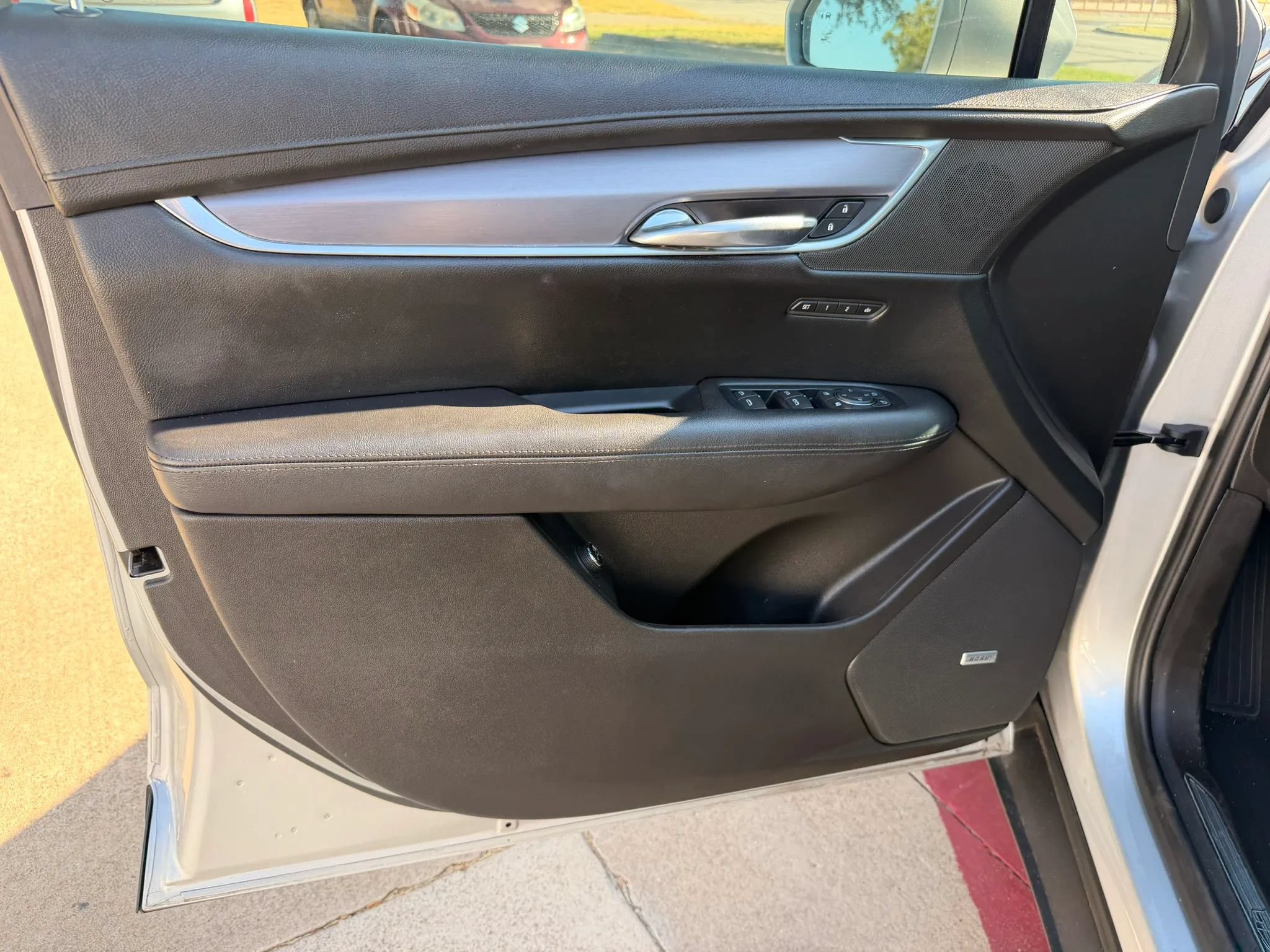 Used 2019 Cadillac XT5 Premium Luxury AWD/4WD image 9