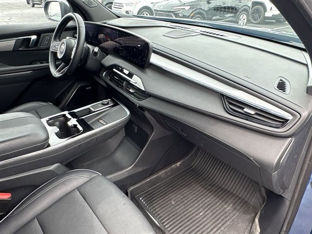 Certified 2025 Buick Enclave Preferred w/ LPO, Floor Liner Package FWD image 29