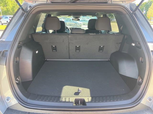 New 2026 Chevrolet Equinox LT w/ Midnight Edition FWD image 6