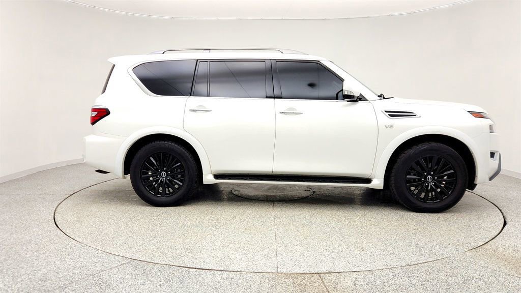 Used 2022 Nissan Armada SV w/ SV Appearance Package image 4