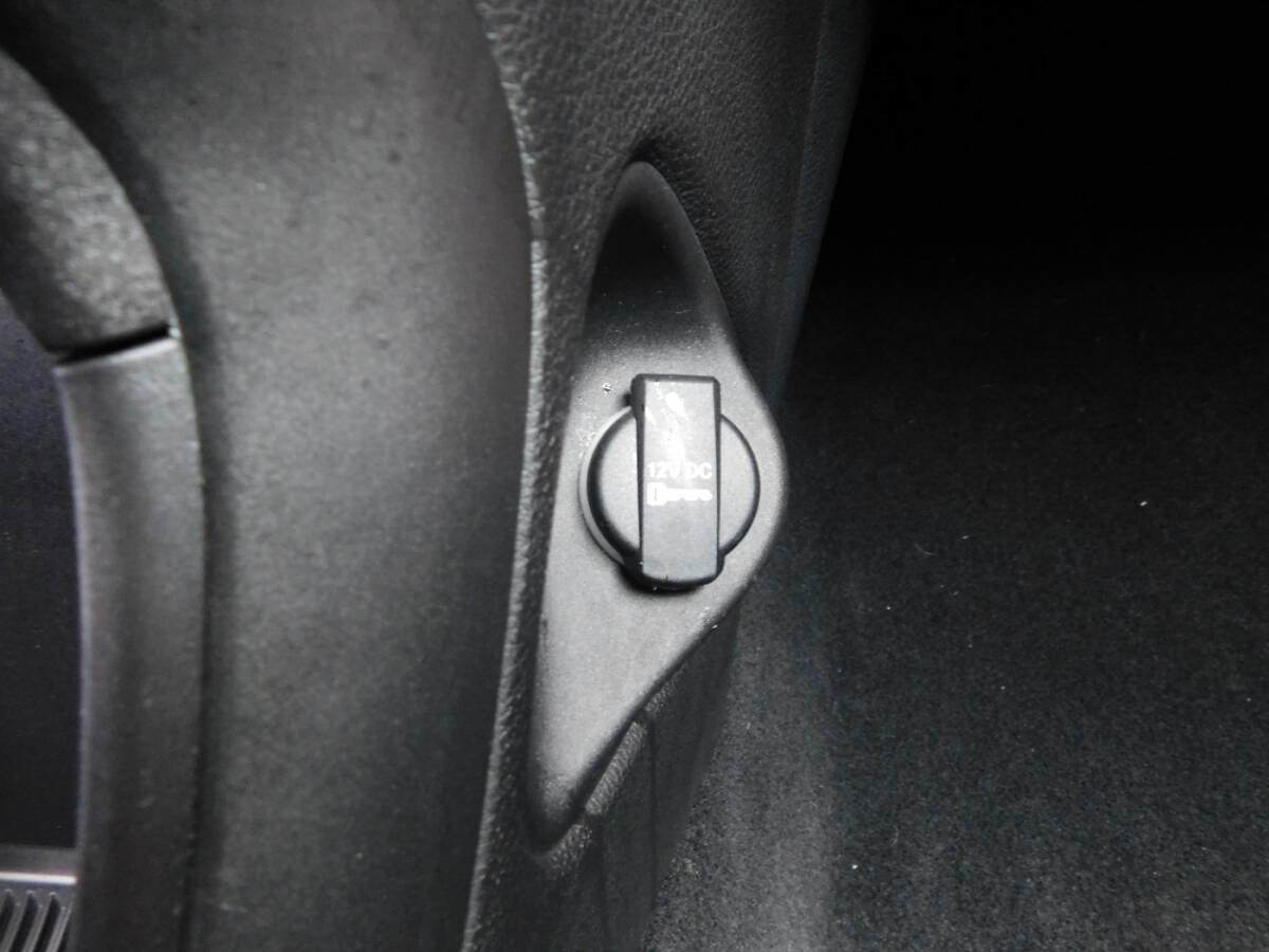 Used 2017 Chrysler 200 LX image 14