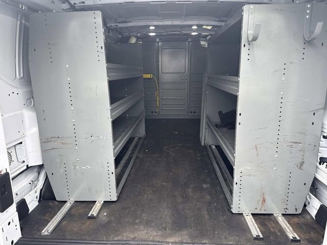 Used 2019 Ford Transit 250 148 Low Roof RWD image 9