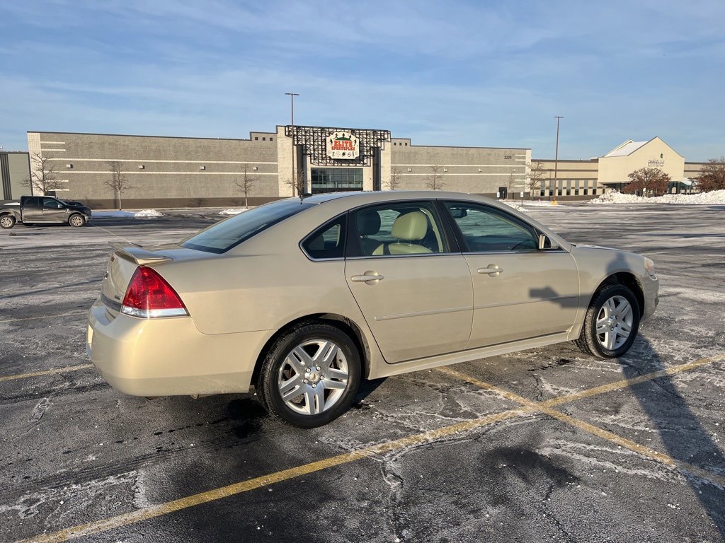 Used 2011 Chevrolet Impala LT w/ Luxury Edition Package image 3