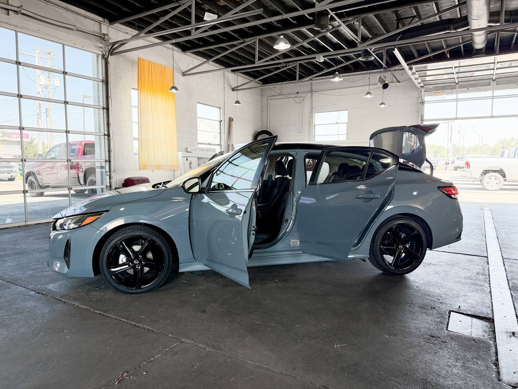 Used 2024 Nissan Sentra SR image 16