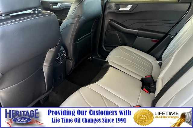 New 2025 Ford Escape Base w/ PHEV Premium Package image 9