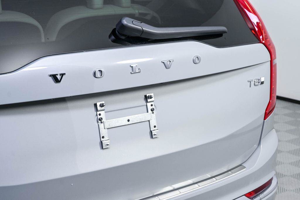 Certified 2025 Volvo XC90 T8 Plus w/ Protection Package Premier AWD/4WD image 40