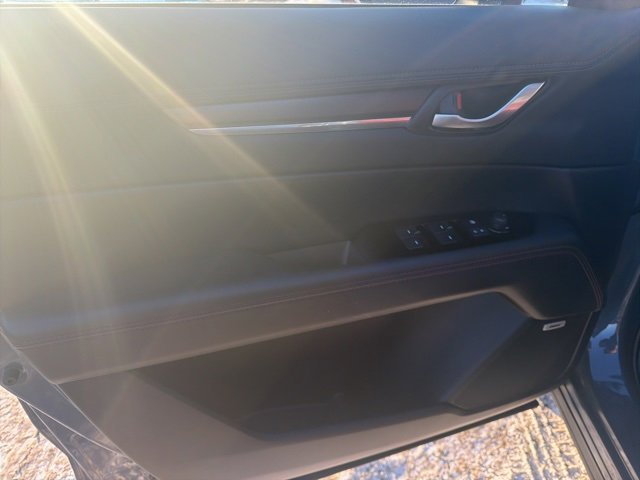 Used 2025 MAZDA CX-5 Carbon Edition image 24