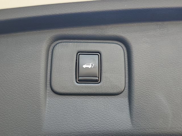 Certified 2021 Nissan Murano Platinum w/ Cargo Package AWD/4WD image 11