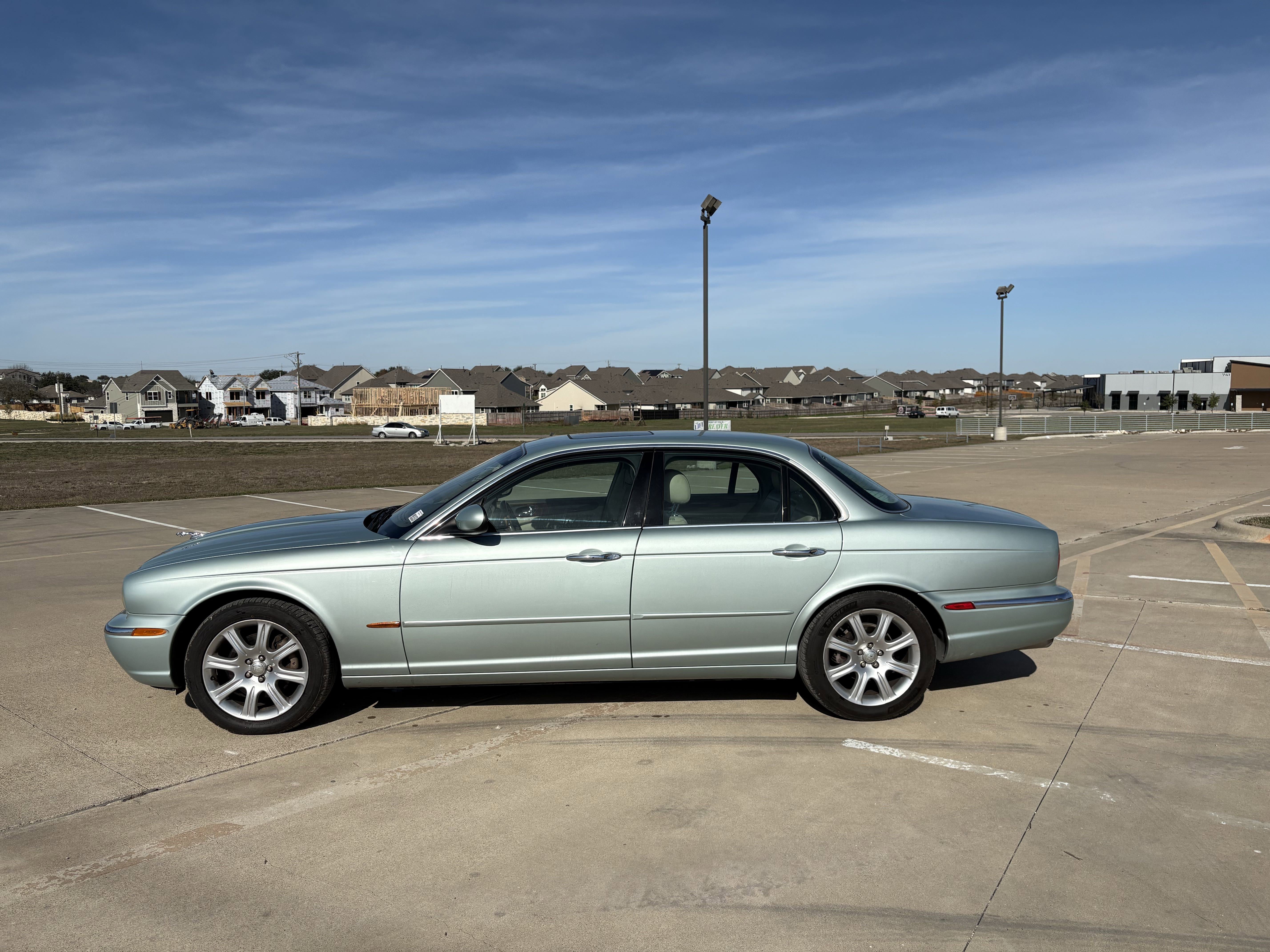 Used 2004 Jaguar XJ8 XJ8 image 2