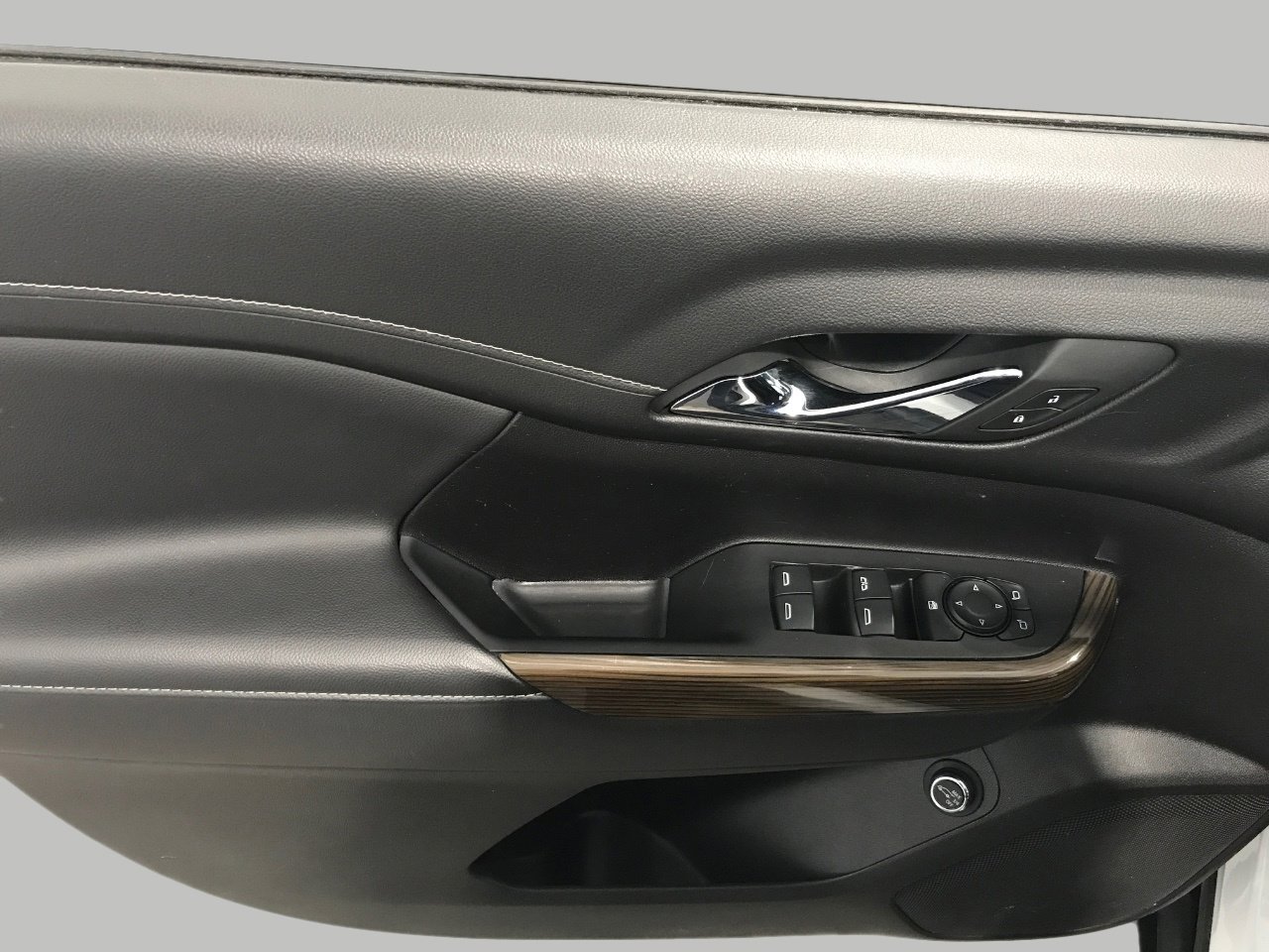 Certified 2023 GMC Acadia SLE w/ Driver Convenience Package image 27