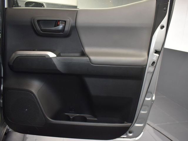 Used 2022 Toyota Tacoma SR5 w/ Technology Package image 14